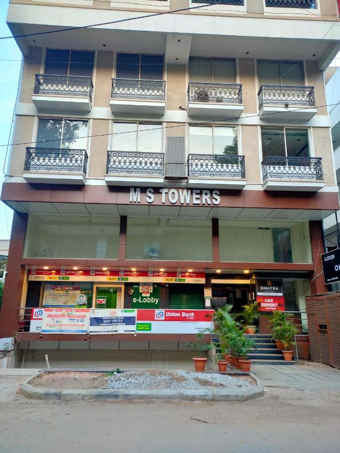 Omatra Infantry Road Hotell Bangalore Exteriör bild